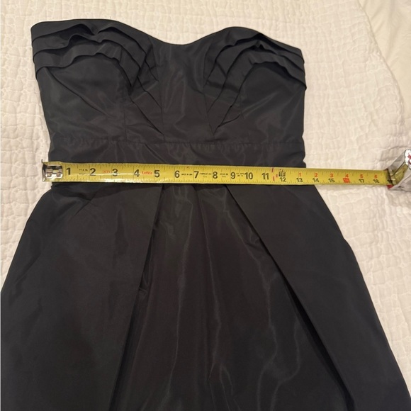 BCBGeneration Little Black Dress Strapless Taffeta Dress Size 4 Dark Romance - Picture 9 of 10